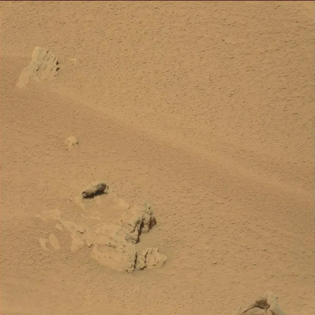 Sol 90: Mast Camera (Mastcam)