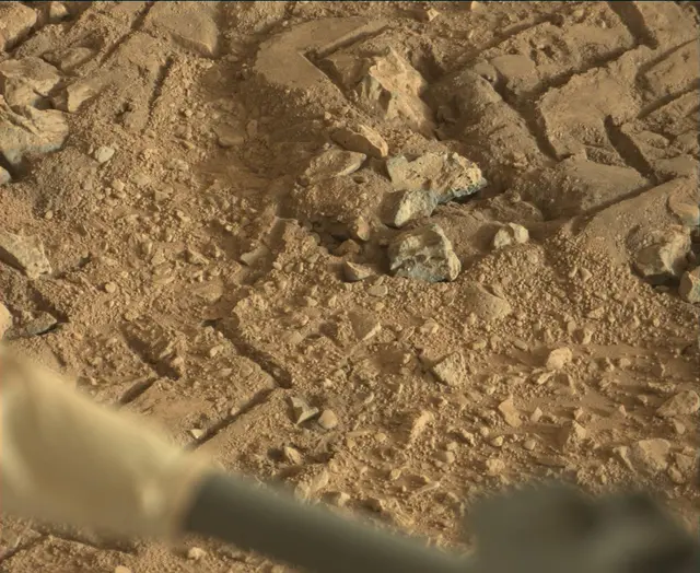 Sol 94: Mast Camera (Mastcam)