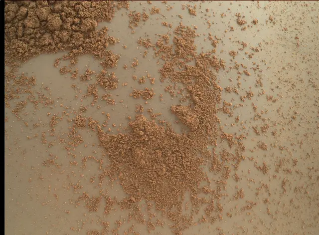 Sol 95: Mars Hand Lens Imager (MAHLI)