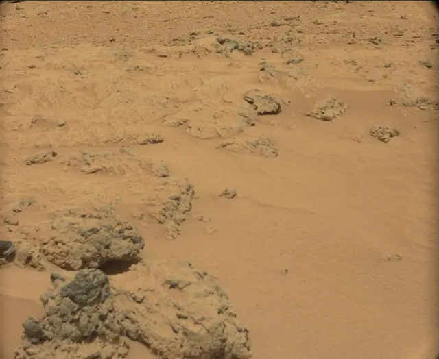 Sol 100: Mast Camera (Mastcam)