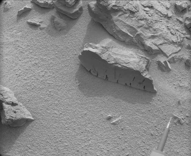 Sol 100: Mast Camera (Mastcam)
