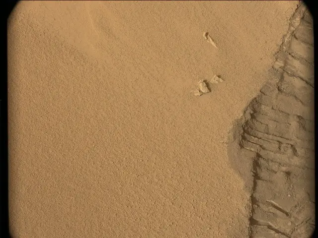Sol 100: Mast Camera (Mastcam)