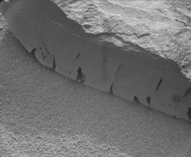 Sol 100: Mast Camera (Mastcam)