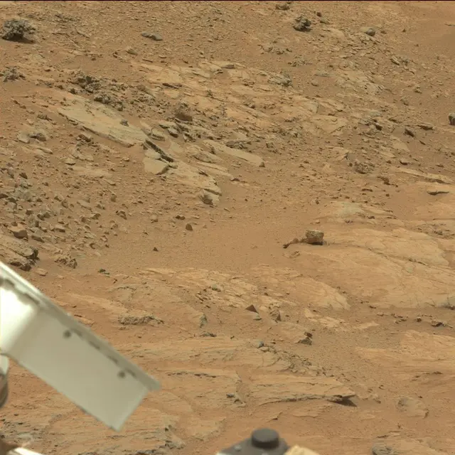 Sol 104: Mast Camera (Mastcam)
