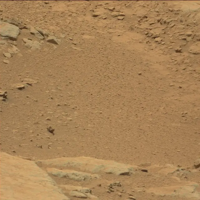 Sol 104: Mast Camera (Mastcam)