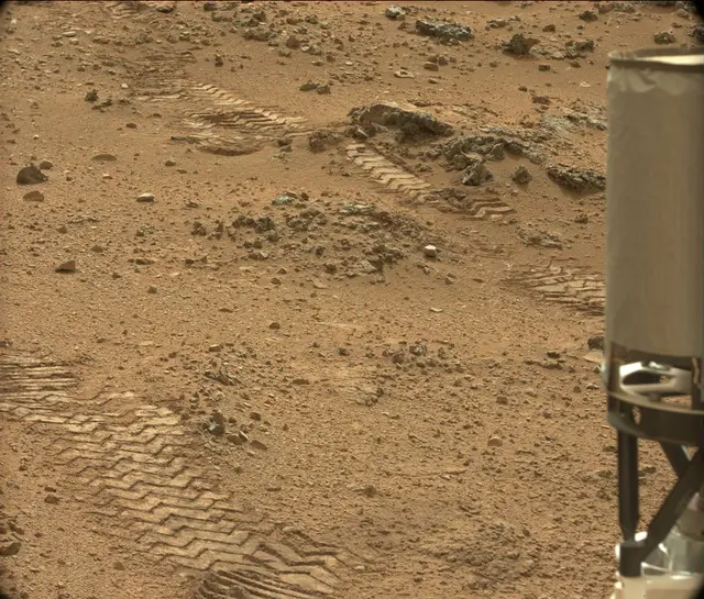Sol 106: Mast Camera (Mastcam)