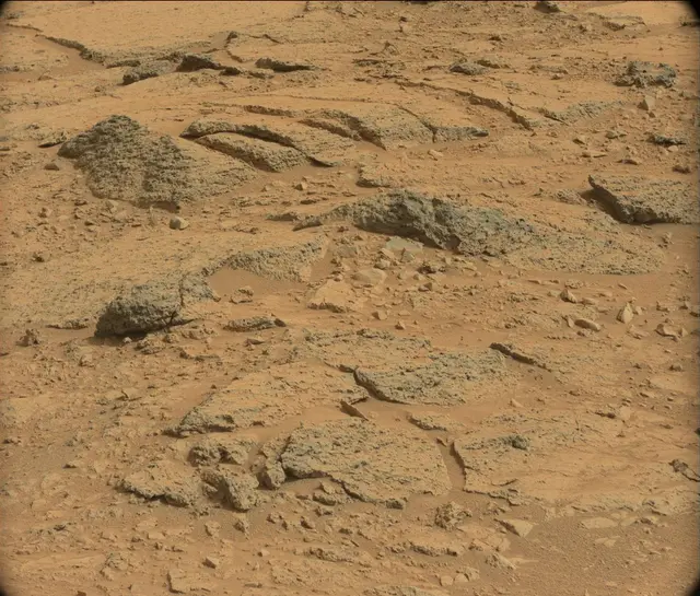 Sol 106: Mast Camera (Mastcam)