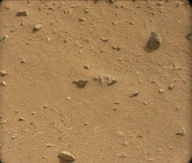 Sol 106: Mast Camera (Mastcam)