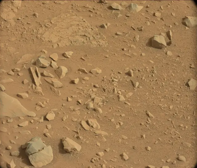 Sol 106: Mast Camera (Mastcam)
