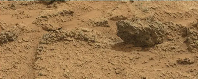 Sol 107: Mast Camera (Mastcam)