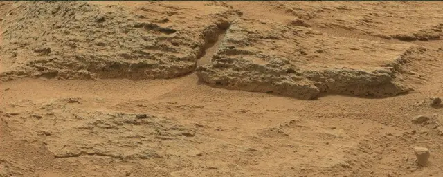 Sol 107: Mast Camera (Mastcam)