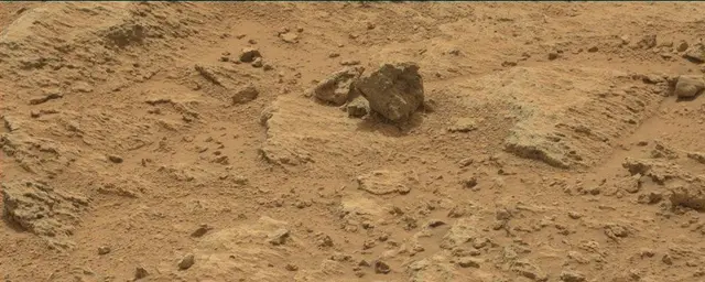 Sol 107: Mast Camera (Mastcam)