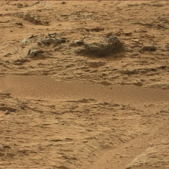 Sol 107: Mast Camera (Mastcam)