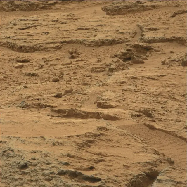 Sol 107: Mast Camera (Mastcam)