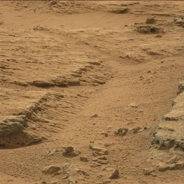 Sol 107: Mast Camera (Mastcam)