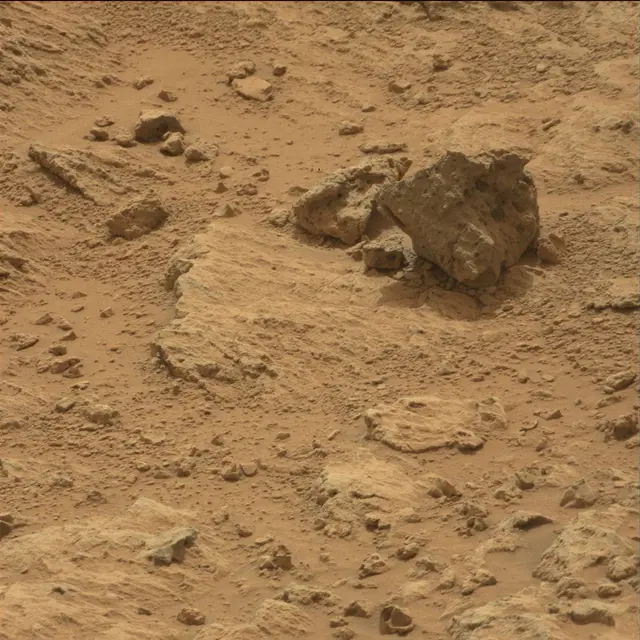Sol 107: Mast Camera (Mastcam)