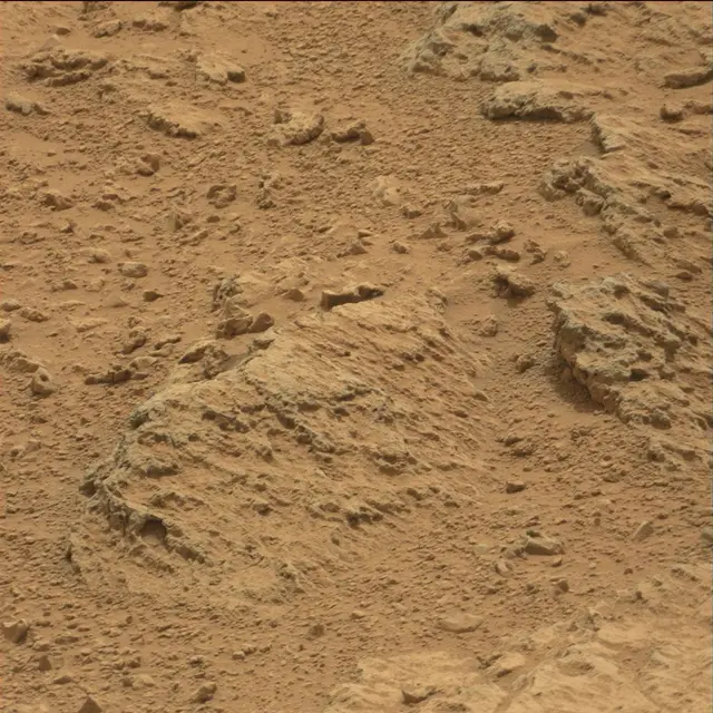 Sol 107: Mast Camera (Mastcam)