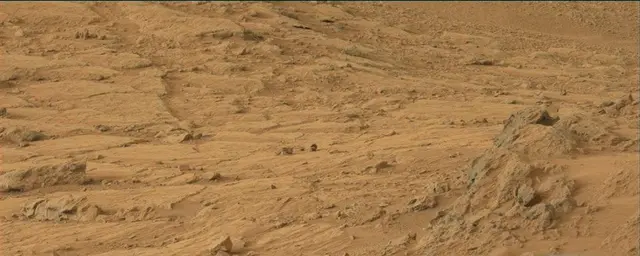 Sol 109: Mast Camera (Mastcam)