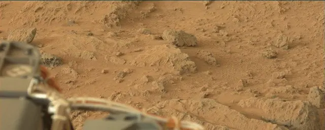 Sol 109: Mast Camera (Mastcam)