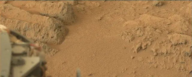 Sol 109: Mast Camera (Mastcam)