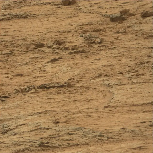 Sol 109: Mast Camera (Mastcam)