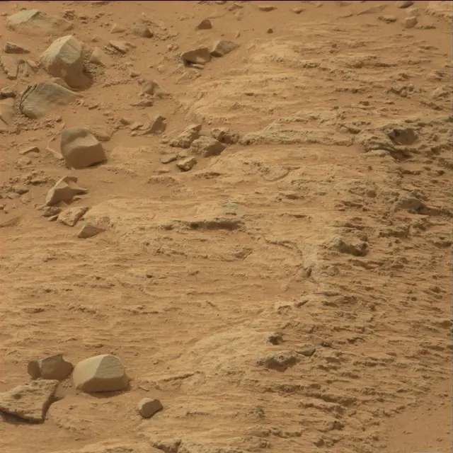 Sol 109: Mast Camera (Mastcam)