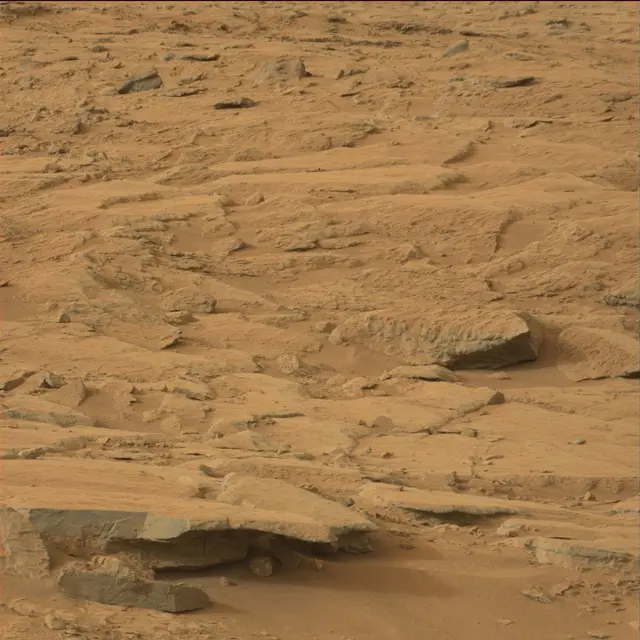 Sol 109: Mast Camera (Mastcam)