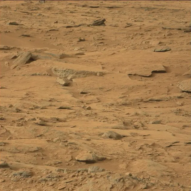 Sol 109: Mast Camera (Mastcam)