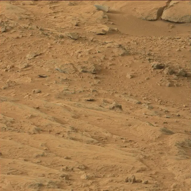 Sol 109: Mast Camera (Mastcam)