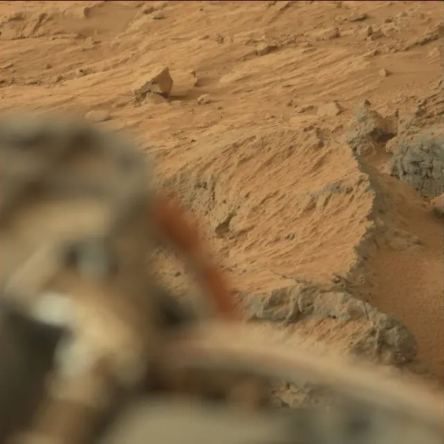 Sol 109: Mast Camera (Mastcam)