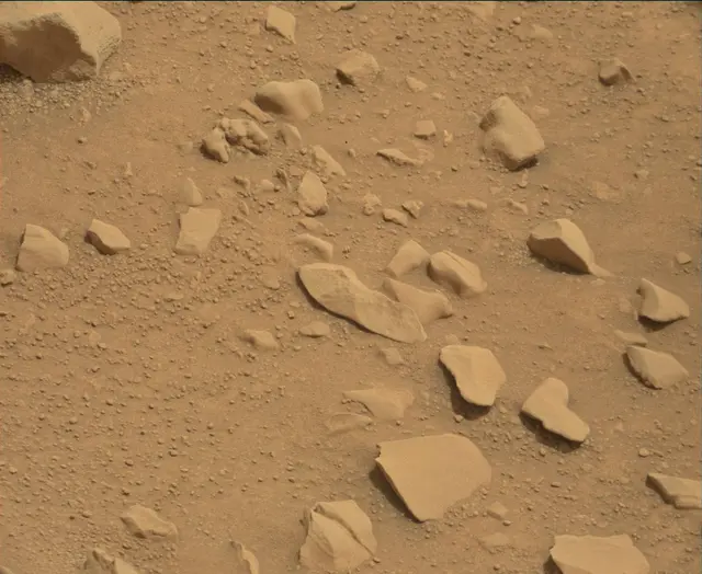 Sol 112: Mast Camera (Mastcam)