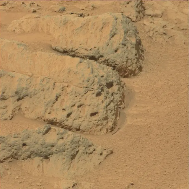 Sol 116: Mast Camera (Mastcam)