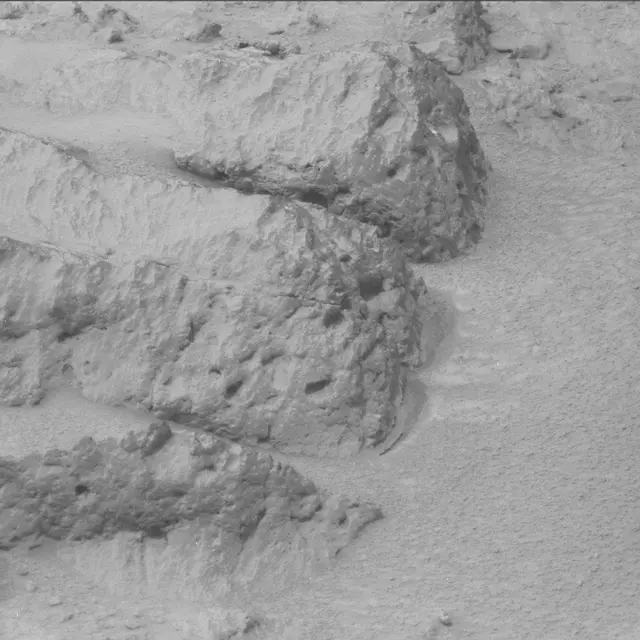 Sol 116: Mast Camera (Mastcam)