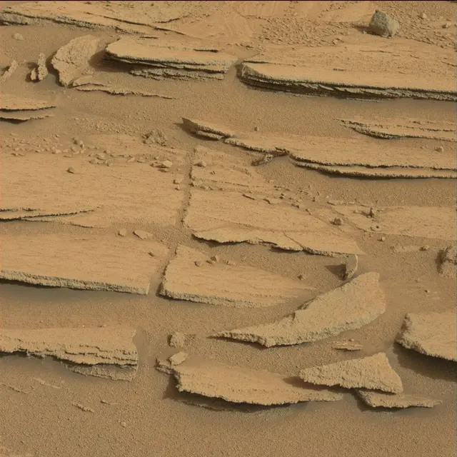Sol 120: Mast Camera (Mastcam)