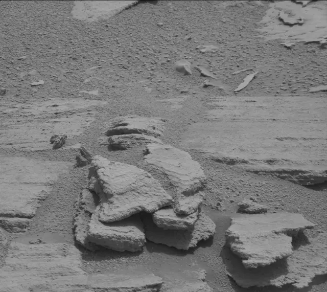 Sol 121: Mast Camera (Mastcam)