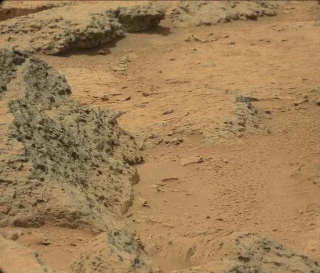 Sol 123: Mast Camera (Mastcam)