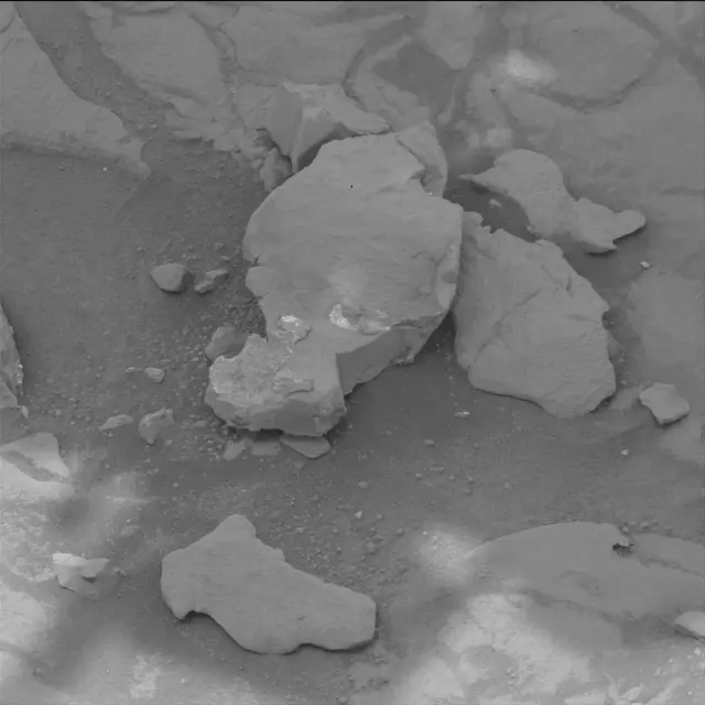 Sol 129: Mast Camera (Mastcam)