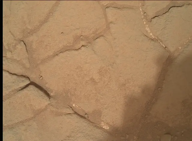 Sol 129: Mars Hand Lens Imager (MAHLI)