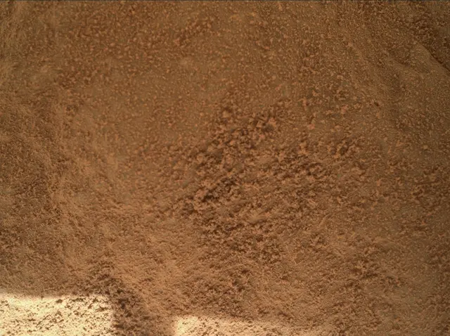 Sol 129: Mars Hand Lens Imager (MAHLI)
