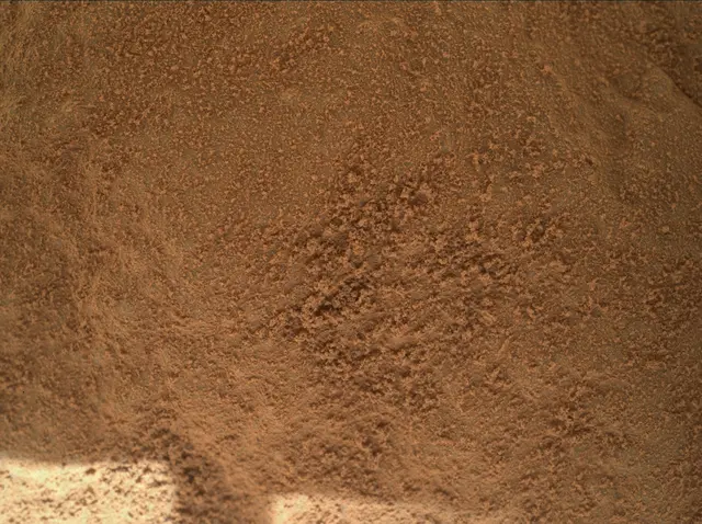 Sol 129: Mars Hand Lens Imager (MAHLI)