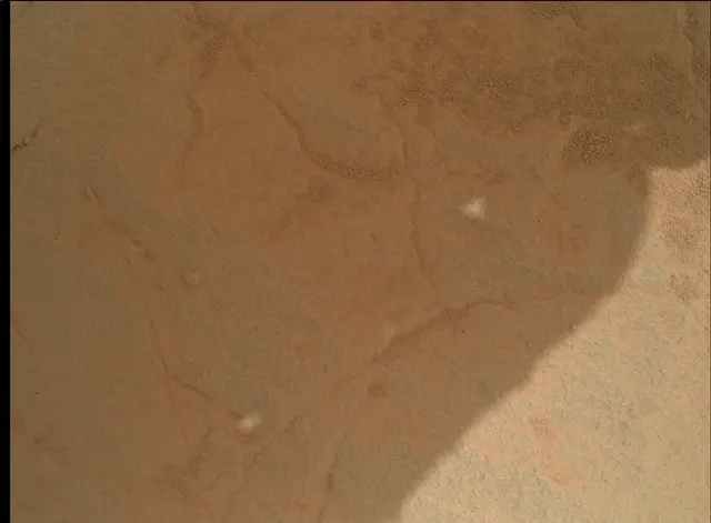 Sol 132: Mars Hand Lens Imager (MAHLI)