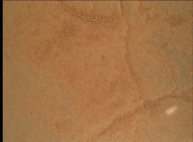 Sol 132: Mars Hand Lens Imager (MAHLI)