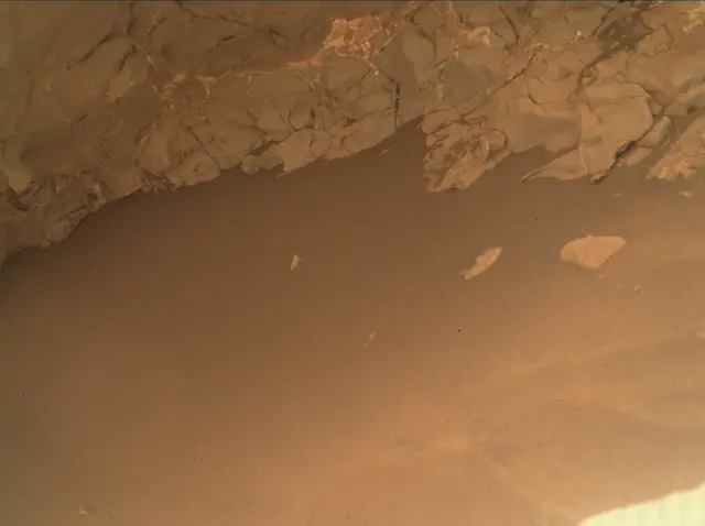 Sol 132: Mars Hand Lens Imager (MAHLI)