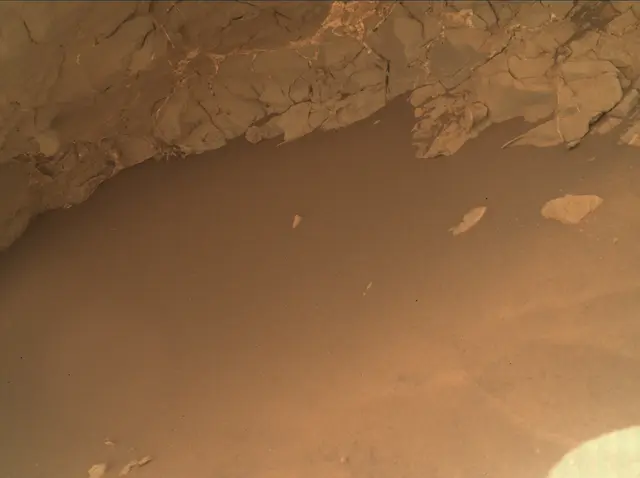 Sol 132: Mars Hand Lens Imager (MAHLI)
