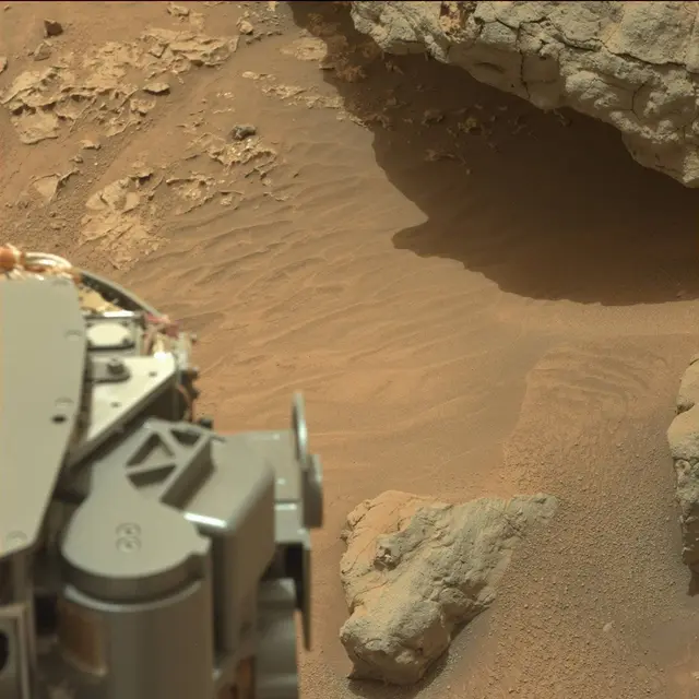 Sol 133: Mast Camera (Mastcam)