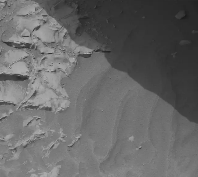 Sol 133: Mast Camera (Mastcam)