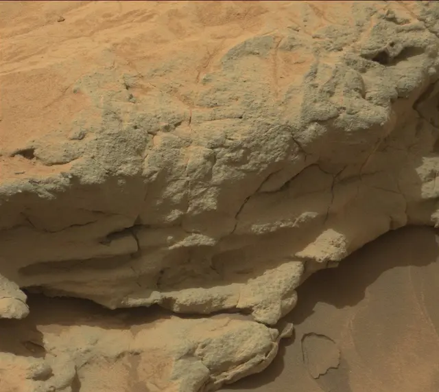 Sol 133: Mast Camera (Mastcam)
