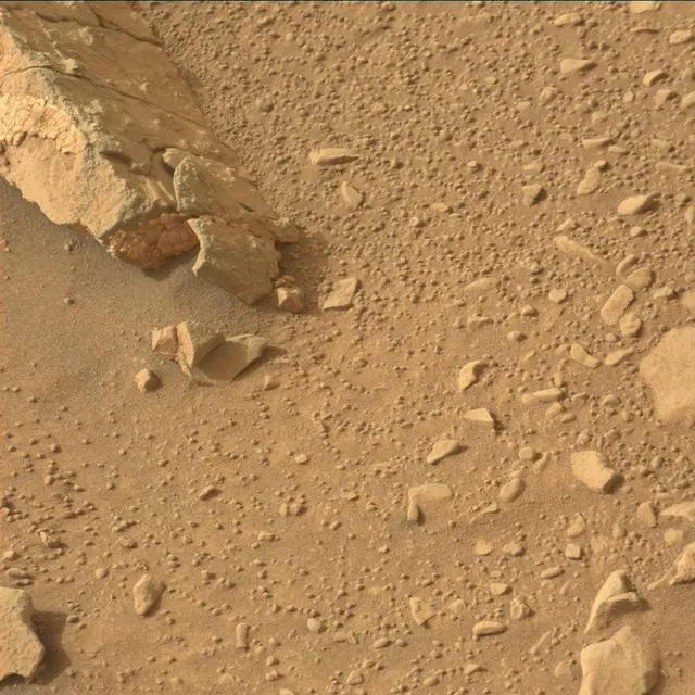 Sol 133: Mast Camera (Mastcam)
