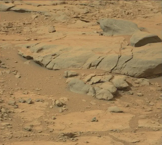 Sol 138: Mast Camera (Mastcam)