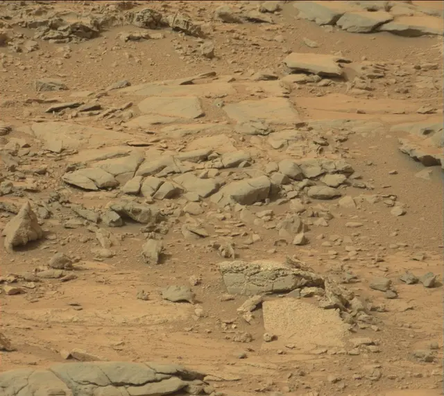 Sol 138: Mast Camera (Mastcam)